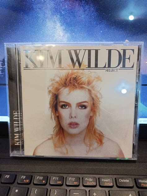 Kim Wilde Select With Bonus Tracks 興趣及遊戲 音樂樂器 And 配件 音樂與媒體 Cd 及 Dvd