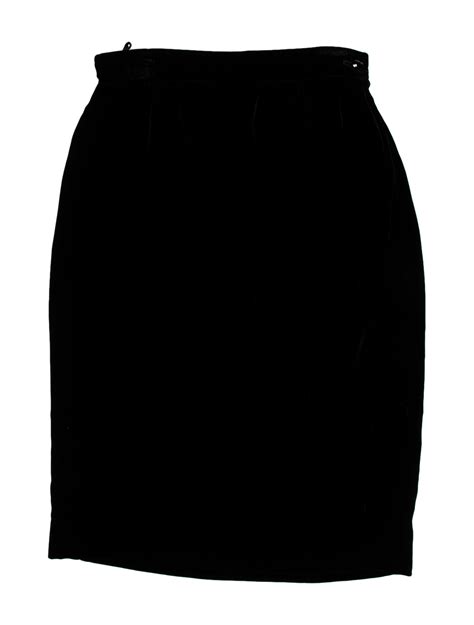 Emanuel Ungaro Knee Length Skirt Black Skirts Clothing Ema24459
