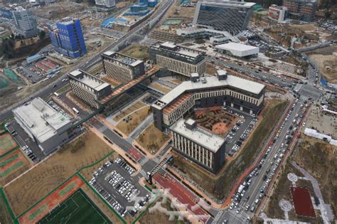 Ih공사는 도시 공간 재창조로 시민이 더 살기 좋은 인천을 만들고, 인천 발전과 시민이 발맞춰 나아가는 주거복지 와 도시재생에 앞장섭니다. 울산 도시경관 기록 화보집, 오는 7월 시민에 공개 - 노컷뉴스
