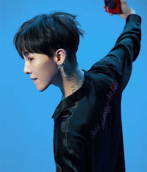 Maybe you would like to learn more about one of these? Pin by Tram Pham on 권지용 (With images) | G dragon hairstyle ...