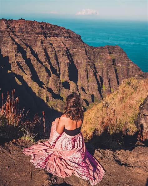 The Best Outdoor Adventures And Hikes In Hawaii