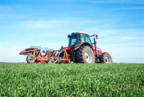 The Importance And Benefits Of Tractors In Everyday Farming
