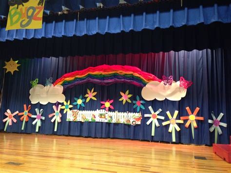 Our decorated stage for our play! | Kindergarten graduation decorations