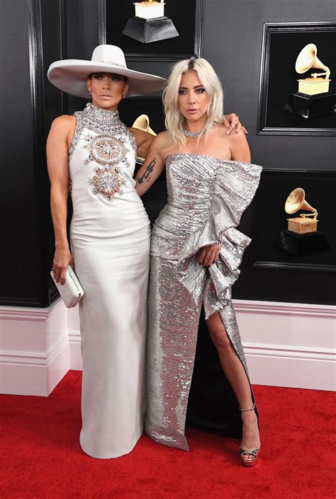 Premios Grammy 2019 Jennifer Lopez Y Lady Gaga Grammy 2019 Moda El Mundo