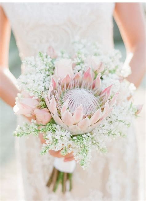 22 Tropical King Protea Wedding Bouquets Ideas Page 2