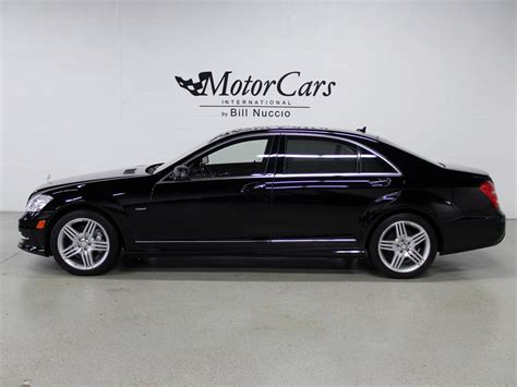 Clean transmission ride in style with this 2012 s 550's fabulous leather seating. 2012 Mercedes Benz S550 4Matic