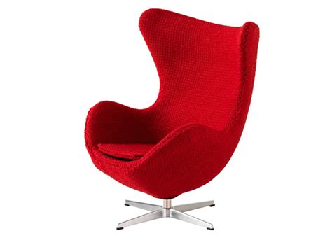 Jacobsen egg chair miniature - Film and Furniture