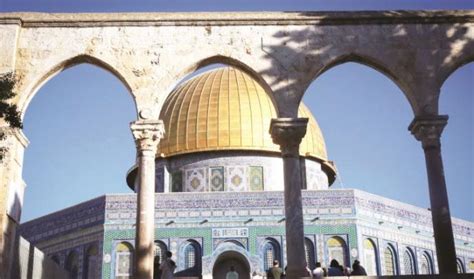 הר הבית הוא מתחם קדוש בחלקה הדרום־מזרחי של העיר העתיקה בירושלים. ליהודים אין קשר? הרגע בו הר הבית הפך ליקיר המערכת | מעריב