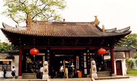Lewat pengetatan aturan ini, maka aktivitas bisnis dan sosial masyarakat di guangzhou menjadi terbatas. Tempat Menarik Di Guangzhou: 10 Tarikan Paling Popular Rare