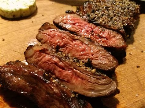 Skirt steak is marinated in a combination of tequila, worcestershire. Outside Skirt Steak von Click and Grill | Grillforum und ...