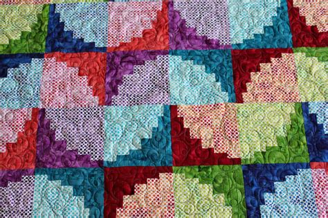 Check spelling or type a new query. Mountain Quiltworks: Modern Curvy Log Cabin Designs
