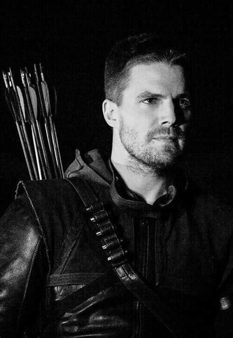 Immagine Di Arrow Oliver Queen And Stephen Amell Stephen Amell Arrow Stephen Amell Green Arrow