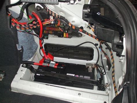 Where is the battery on a bmw 528i? BMW 5 series - Where is the battery and fuse box located? - Auto-Trend Repairs and Service ...