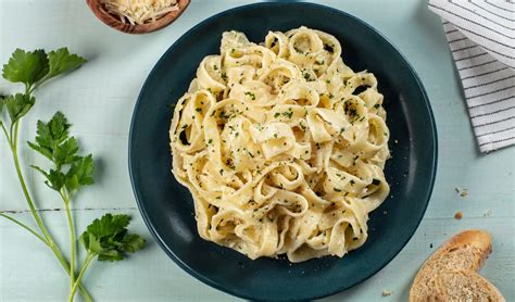 Fetuccini Alfredo Recetas Nestlé