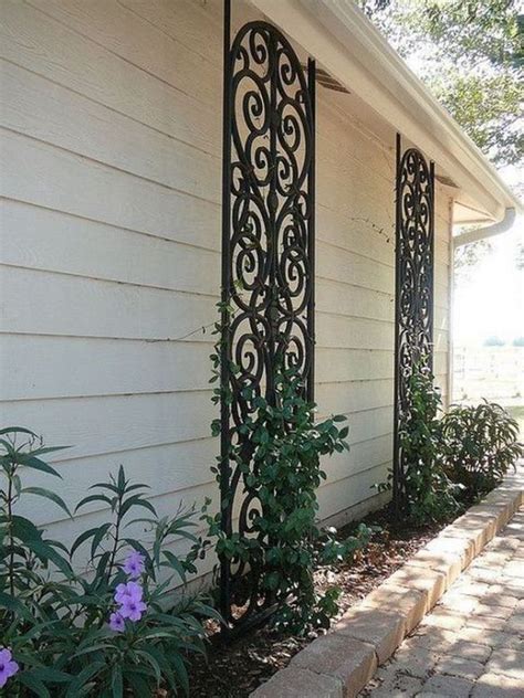 The average price for metal trellises ranges from $10 to $800. Modern Trellis Design for Beautiful Garden | Iron trellis, Wall trellis, Modern trellis design