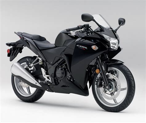 Cbr takes a mainstream approach to the geek culture. 2011 Honda CBR250R Gallery 379139 | Top Speed