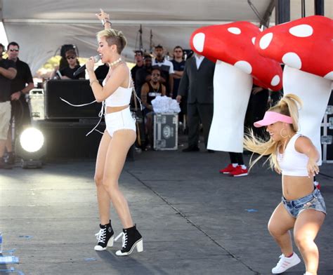 Miley Cyrus Twerks With Midgets And Mushrooms At Iheartradio Music