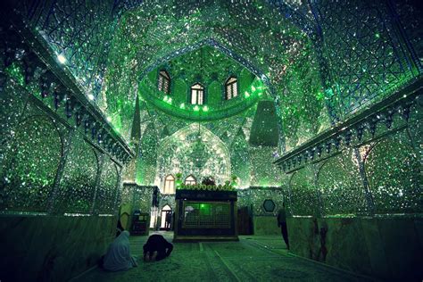 This Persian Temple Is Gorgeous On The Inside