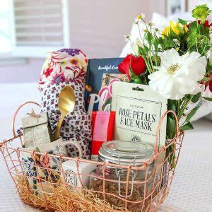 Mother's day, which falls on sunday, may 9 this year, will be here before you know it. Mother's Day hampers and gift sets 2021 | Finder