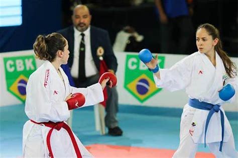 Blumenauense Retorna à Seleção Brasileira De Karate Sênior Esporte