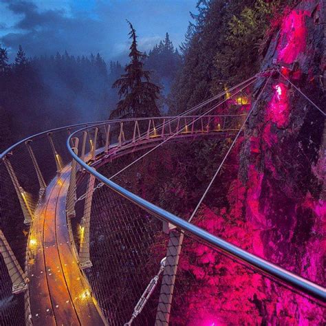 Capilano Cliff Walk With Christmas Lights At Capilano Suspension