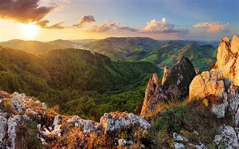 Die hauptstadt und gleichzeitig größte stadt des landes ist bratislava (deutsch pressburg). Fotos Slowakei Natur Gebirge Wälder Landschaftsfotografie ...