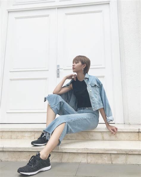 Tuy nhiên dù mặc gì lên người, nàng. Cùng một Item, Phí Phương Anh, Decao, Châu Bùi đọ street ...