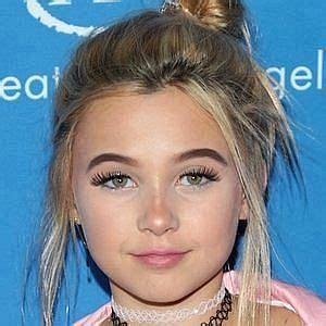 She was born on december 24, 2005, in california, united states. Alabama Barker - Age, Bio, Personal Life, Family & Stats | CelebsAges