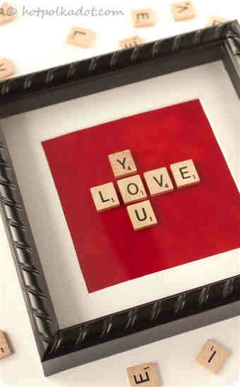 Handmade photo frame gift for boyfriend. 24 DIY Christmas Gifts For Boyfriend | DIY Projects