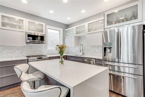 It is the top choice in vancouver in quality, service and price combination. Premium Kitchens - Modern - Kitchen - Phoenix - by Premium Cabinets of Phoenix