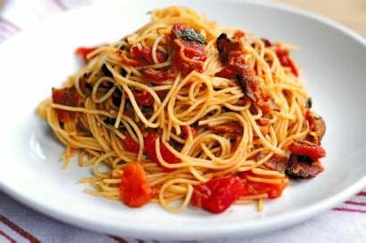 I love these colavita capellini angel hair pasta nests. Bacon Tomato Capellini | Tasty Kitchen Blog