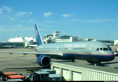 N592ua United Airlines Boeing 757 222 Photo By Alexandre Privat Id