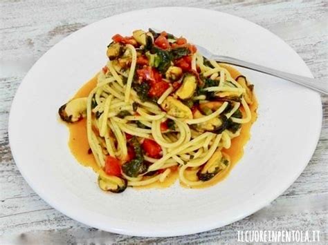 A palermo, chiamiamo tenerumi i germogli e le foglie tenere della pianta delle. Pasta tenerumi e cozze - Ricetta con foto Il Cuore in Pentola