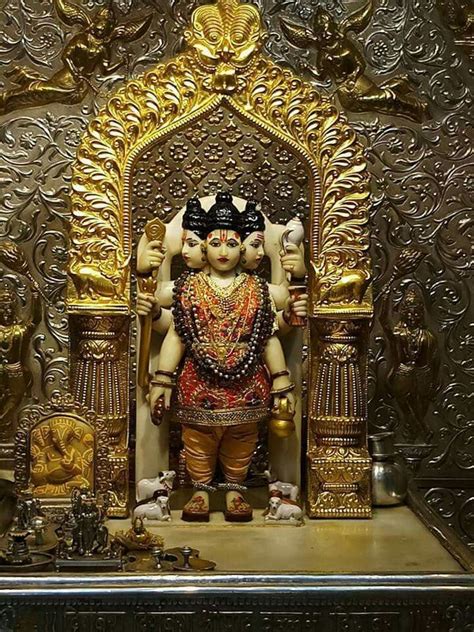 This app will be provide swami samantha devotional songs, videos, experience and other content. Shree Swami Samarth Hd Photo Download / Swami Samarth In ...