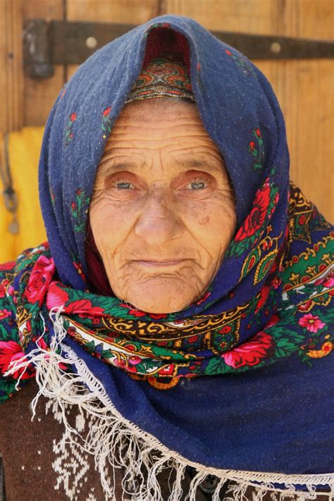 Fileold Woman In Lahic