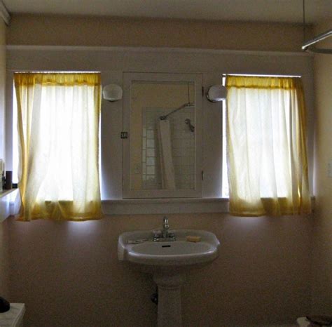 There are several different types of faucets, sinks, counters, toilets, and bathtubs. small bathroom window curtains ideas home intuitive ...