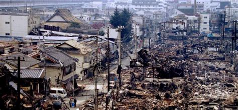 The japanese shindo scale for measuring earthquakes is more commonly used in japan than the richter scale to describe earthquakes. Kobe Earthquake - Japan - January 17, 1995 | Devastating ...