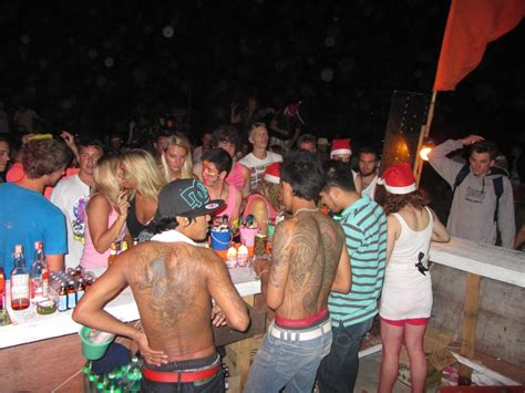 Tourists Gone Wild The Christmas Full Moon Party On Koh