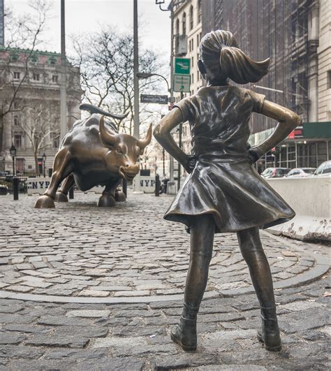 Wall Streets Famed ‘fearless Girl Sculpture Heads To Ireland Galerie