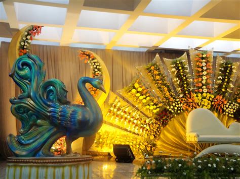In fact, the refreshing fragrance of flowers is similar to the true and innocent love of the couple. wedding decoration: Best Flower Decoration for wedding in bangalore