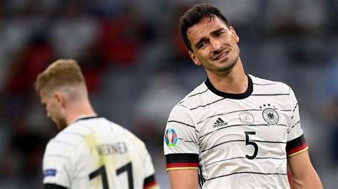 Was legen cathy hummels und mats (30) ihrem sohn ludwig (fast 2) dieses jahr unter den das schenken cathy und mats ihrem sohn „leben in einer überflussgesellschaft 00:50. Mats Hummels: Sohn hat sein Eigentor bei Fußball-EM ...