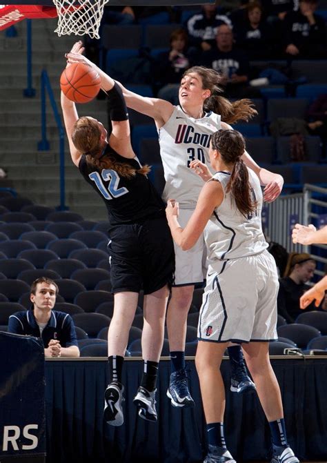 August 27, 1994) is an american professional basketball player for the seattle storm of the women's national basketball association (wnba). Breanna Stewart #30 UConn Women's Basketball | Womens ...