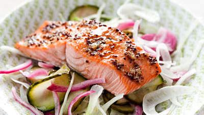 Like a little bit of fish in your diet? 15 Recipes Low in Saturated Fat - Health
