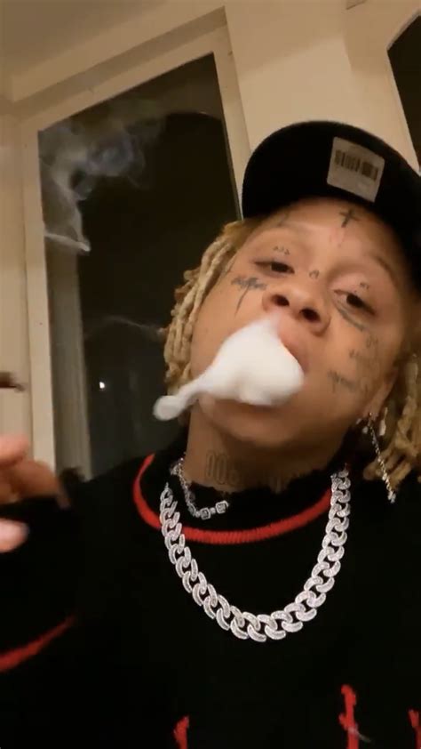 This wallpaper is perfect for personalizing your smartphone and make it much more fun. Trippie Redd Pc Wallpaper Juice - Dppicture: Trippie Redd Desktop Wallpaper - Pegasus listening ...