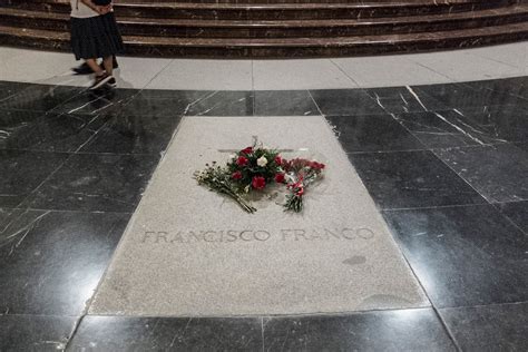 Este fin de semana largo marca el inicio de la temporada de vacaciones de verano. Valle de los Caídos: Y al final Franco sí levantará la ...