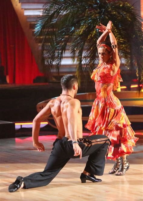 Dancing With The Stars All Stars Week Val And Kelly S Surfer Flamenco Dancing With The