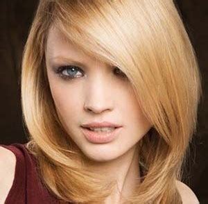 Maybe you would like to learn more about one of these? coiffure femme mi long visage carre
