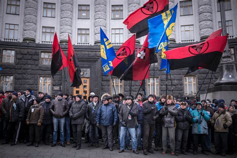 american official tells ukraine s protest leaders to find peaceful end to crisis the new york