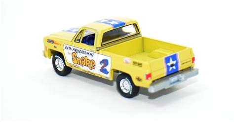 Auto World 1973 Chevrolet C 10 The Snake Don Prudhomme Loose Cars
