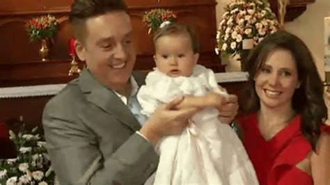 Bisogno y chapoy mostraron su molestia contra sarita. Daniel Bisogno bautiza a su hija y tiene gran fiesta | EL ...